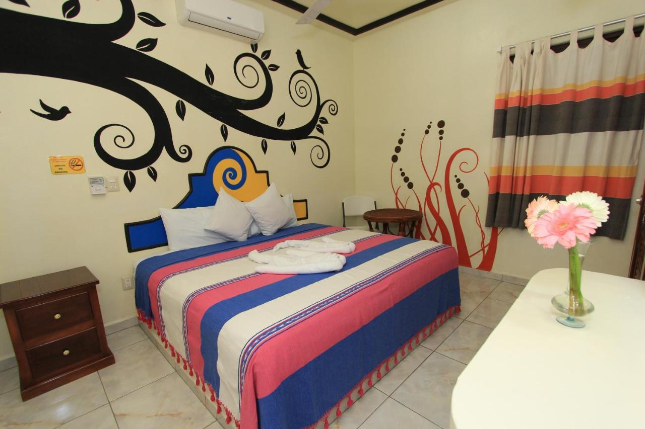 Hotel Posada Diamante Санта-Крус-Уатулько Екстер'єр фото