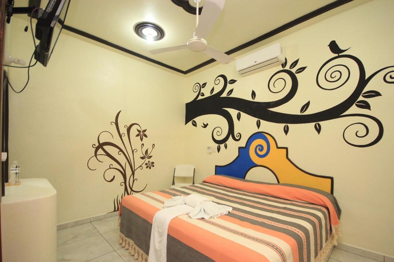 Hotel Posada Diamante Санта-Крус-Уатулько Екстер'єр фото