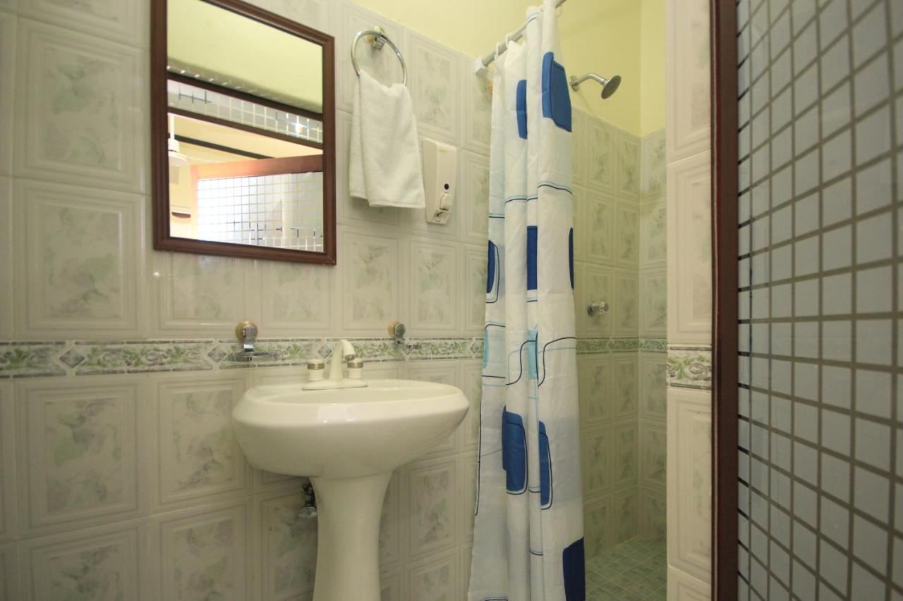 Hotel Posada Diamante Санта-Крус-Уатулько Екстер'єр фото