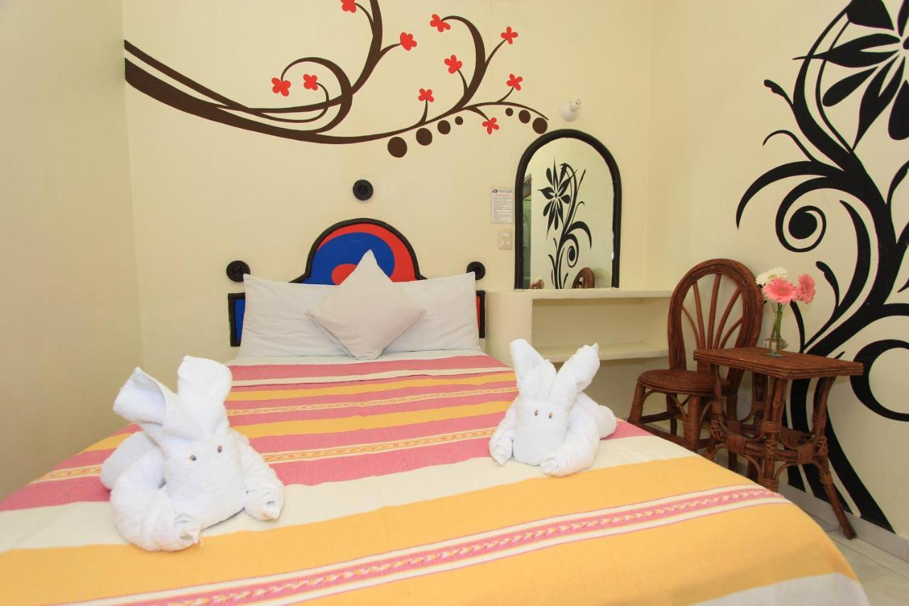 Hotel Posada Diamante Санта-Крус-Уатулько Екстер'єр фото