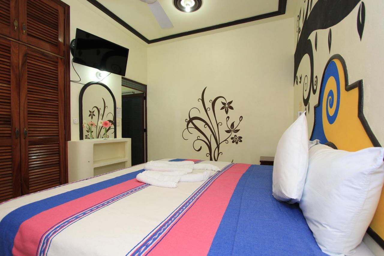 Hotel Posada Diamante Санта-Крус-Уатулько Екстер'єр фото