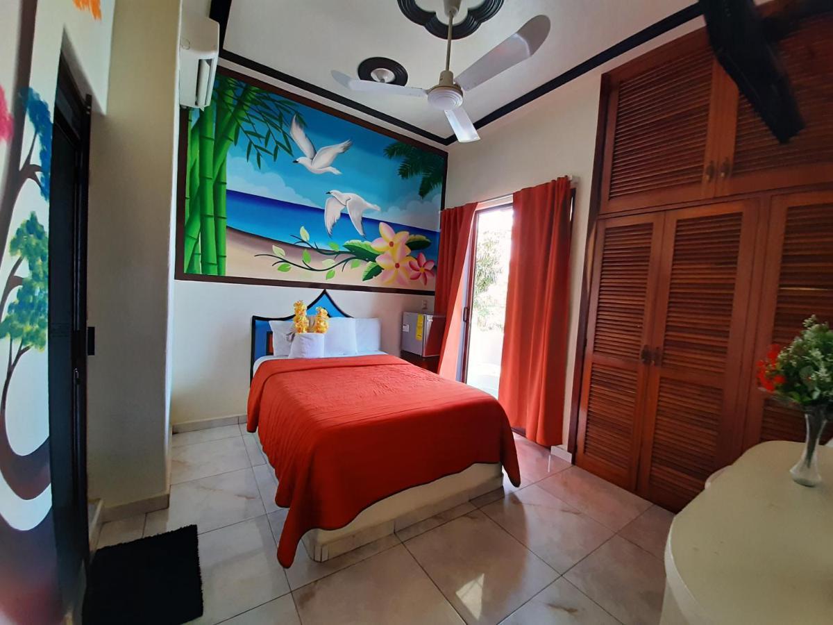 Hotel Posada Diamante Санта-Крус-Уатулько Екстер'єр фото